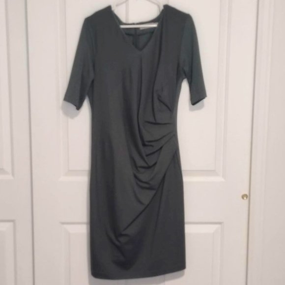 Fransa V Neckline Midi Short Sleeve Dress Jungle Green - Picture 1 of 8